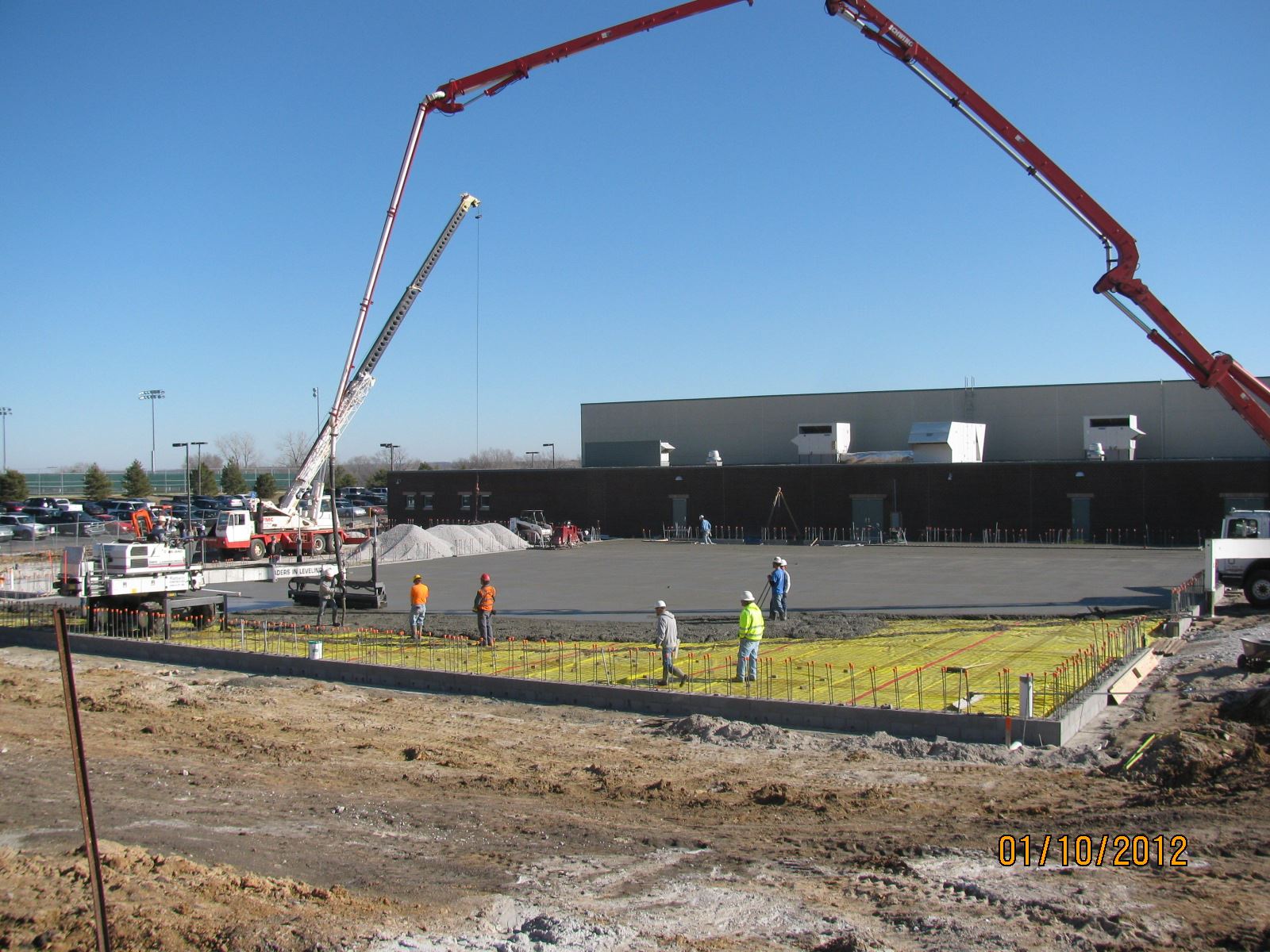 DHS north bldg. slab 1-10-11 005